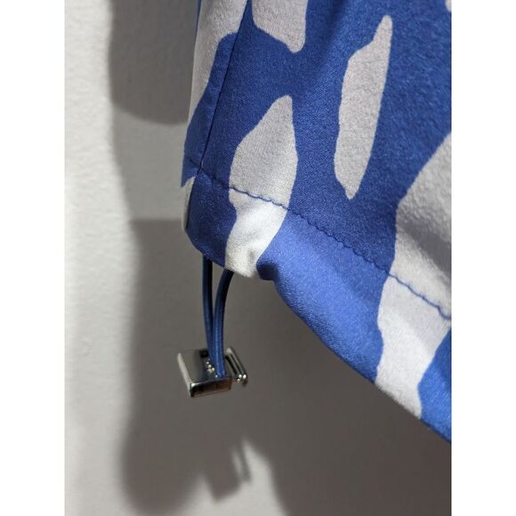 Chico's Zenergy Blue & White Bold Cheetah Print Windbreaker Jacket, 2 (L/12) - Picture 8 of 12